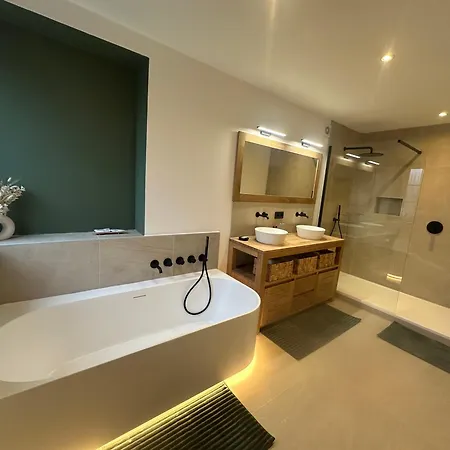 De La Chapelle 3* Мальмеди