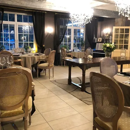 De La Chapelle Отель