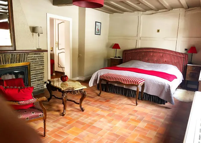 De La Chapelle Hotel